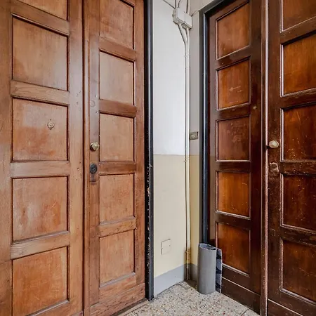 Guesthost - North Cozy Nest Daire