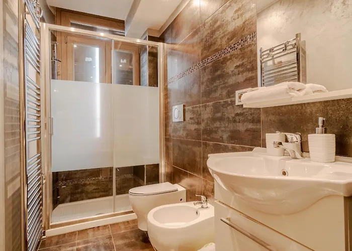 Guesthost - North Cozy Nest *